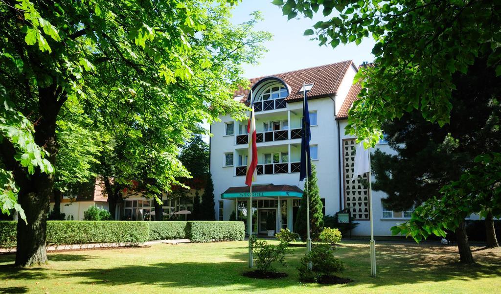Parkhotel Klueschenberg Plau am See Buitenkant foto