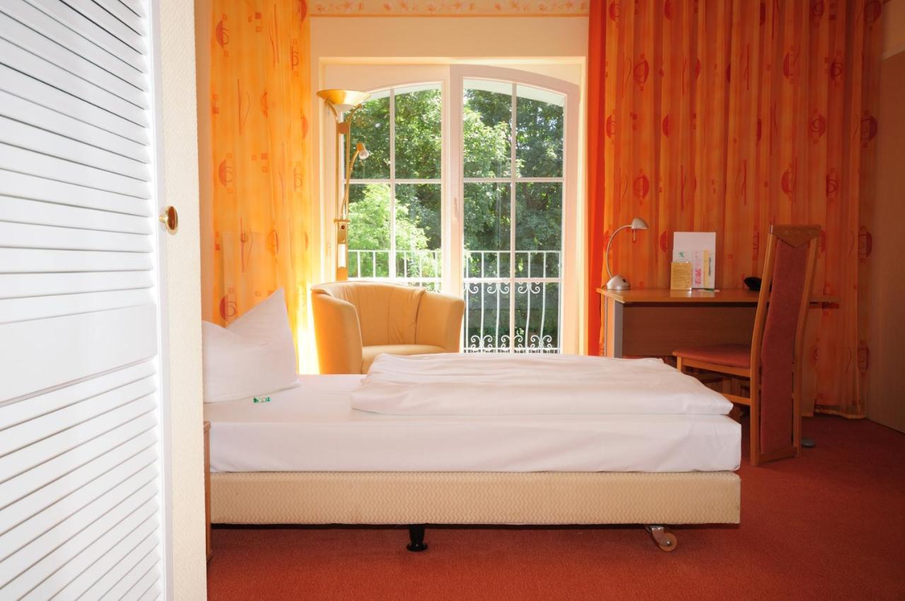Parkhotel Klueschenberg Plau am See Buitenkant foto